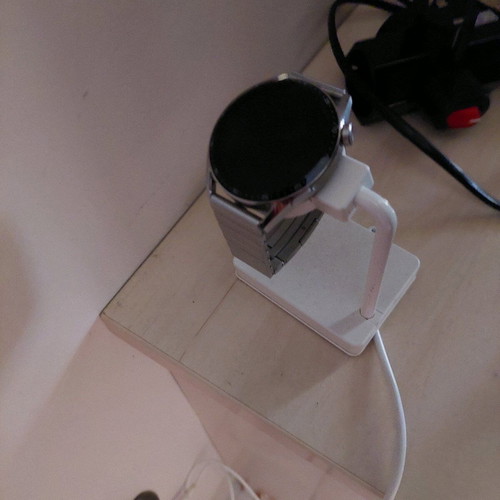 Huawei Watch GT 3 like new with bracelet, stand, charger, and box