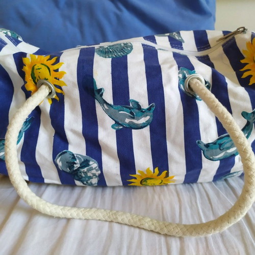 Beach bag in cylinder shape new, navy style