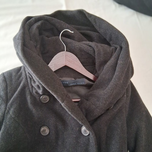 Zara Basic women's coat with hood and belt, like new, charcoal, M
