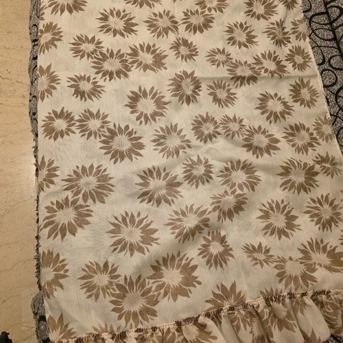 Vintage curtain beige with chrysanthemum pattern, like new