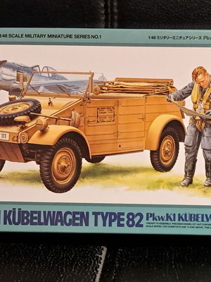 Γερμανικό Kubelwagen Type 82 μοντέλο 1/48 καινούργιο από Tamiya