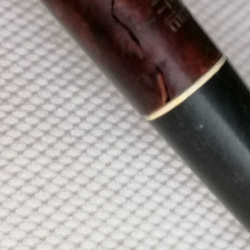 Vintage Bruyere Garantie collectible smoking pipe used