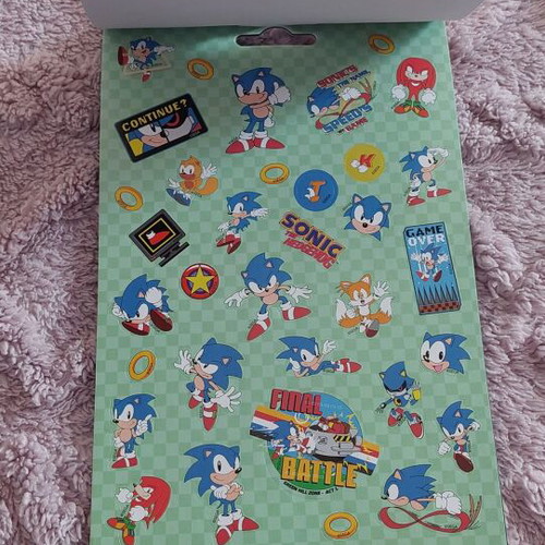 Sega Sonic The Hedgehog stickers new, pack of 200