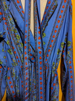 Hemithea dress size M/L like new, multicolored with belt