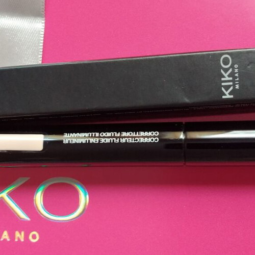 KIKO Milano Highlighting Effect Fluid Concealer