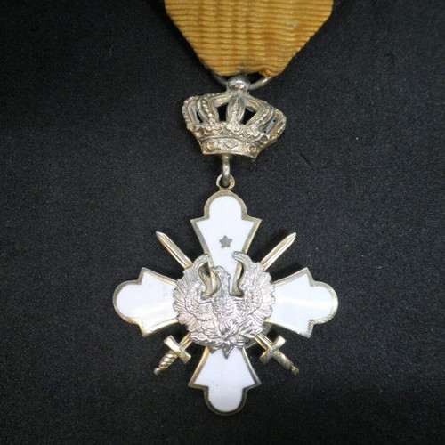 Golden Knight with Swords Order of Phoenix used