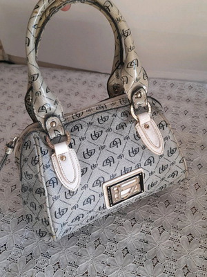Byblos Blu shoulder bag like new, authentic