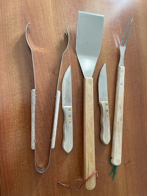 Broil King barbecue set used stainless steel with wooden handles