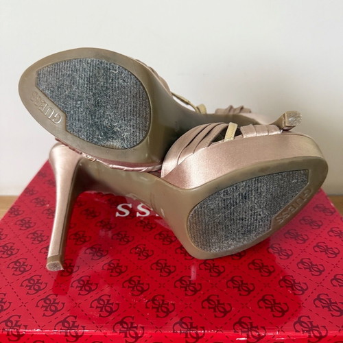 Guess satin platform sandals used, beige gold size 41