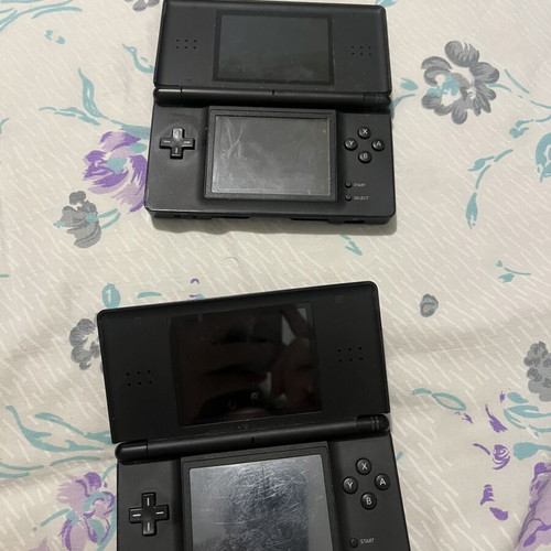 Nintendo DS Lite console used for parts, black