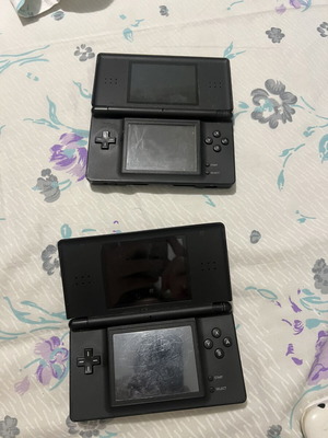 Nintendo DS Lite console used for parts, black