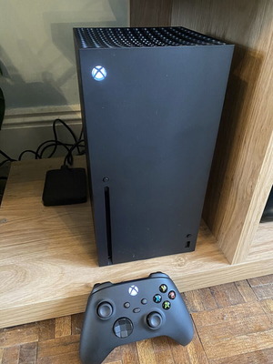 Xbox Series X console, 1TB