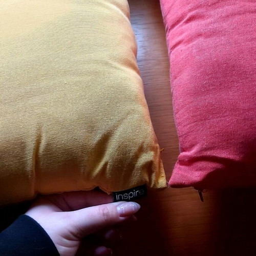 Set of 3 small decorative pillows like new, yellow and red