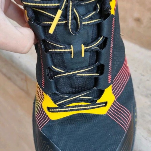 La Sportiva Prodigio Max athletic shoes like new, size 44, black and yellow