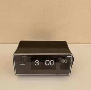 Braun 4925 Flip Clock