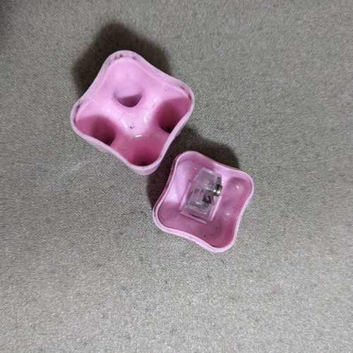 Children's tooth-shaped sharpener used, pink