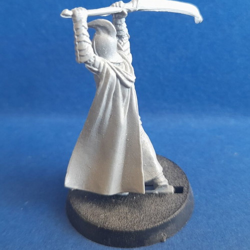 Elf Warrior figure with Elven Blade like new, Lord of the Rings