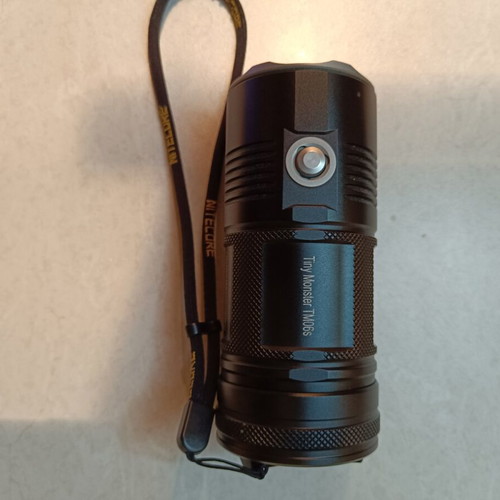 Nitecore TM06S Tiny Monster flashlight like new