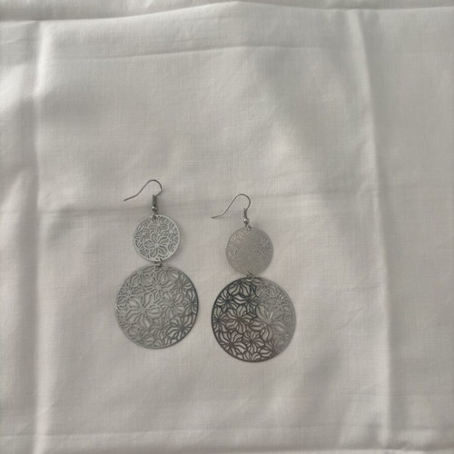 Silver earrings with floral design, like new