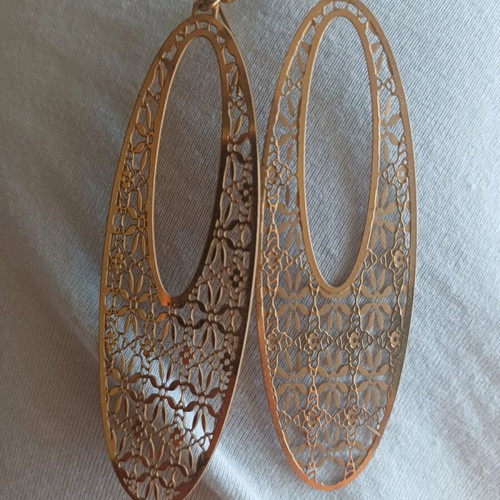 Earrings new, gold, unique set