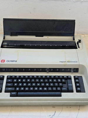 Olympia electric typewriter used