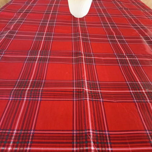 Livarno Home red checkered tablecloth new, stain-resistant 160x128 cm