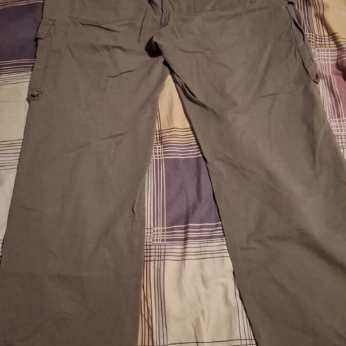 Bershka cargo pants, size 42, green