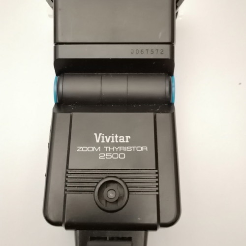 Vivitar ZOOM THYRISTOR 2500 camera flash used