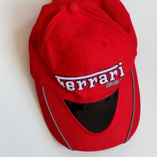 Ferrari gear red original cap like new with hologram sticker