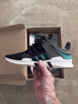 Adidas EQT Support 93/16 CN sneakers σε Sub Green και Core Black, μέγεθος 44