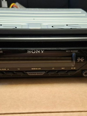 Sony MEX-N4200BT Universal 1DIN Car Stereo with Bluetooth USB AUX and Detachable Faceplate