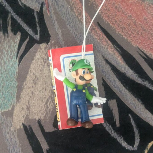 Green Luigi Kinder Joy 2025 like new with code DV549
