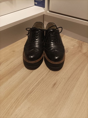 Oxford shoes like new, black, comfortable