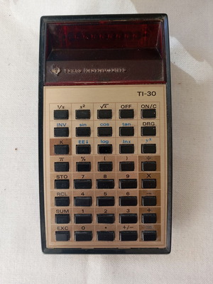 Texas Instruments TI-30 Mathematics Calculator 1972 like new