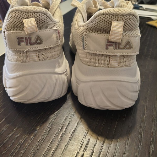 Fila Memory Athletic Shoes, Size 39, Beige
