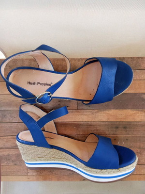 Hush Puppies platform sandals used, blue, size 36