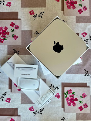 M2 Mac Mini 2023 σαν καινούργιο με πληκτρολόγιο