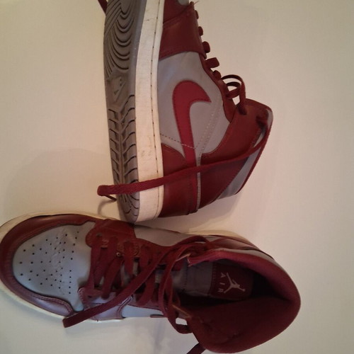 Nike Air Jordan sneakers size EU 41, rare color combination