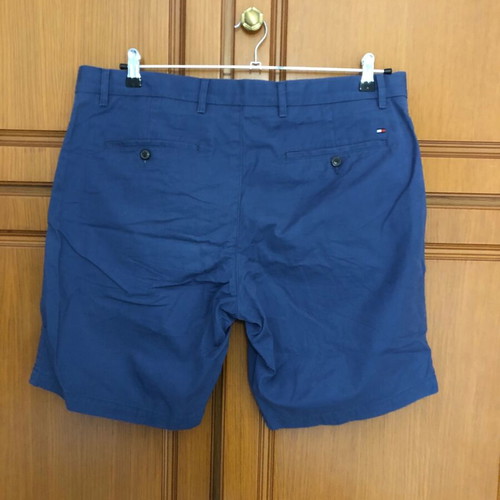 Tommy Hilfiger Bermuda shorts like new, size XL, blue