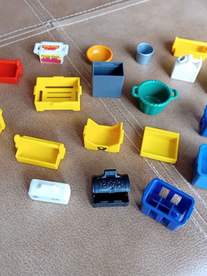 Playmobil accessories like new, boxes and parts