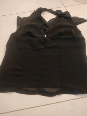 Lynne evening top black like new muslin fabric