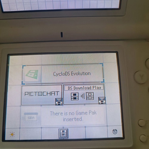 CycloDS Evolution flashcart used with Kingston Micro SD