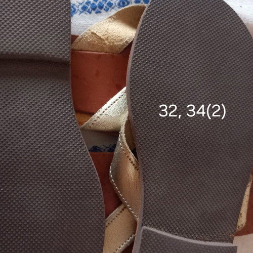 Classic women's sandals new, sizes 32, 34, 35, 36, leather