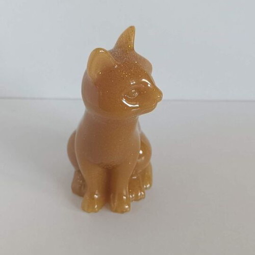 Decorative Golden Cat made of Liquid Glass 10 x 6 cm