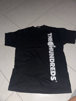 The Hundreds t-shirt used, size M, black