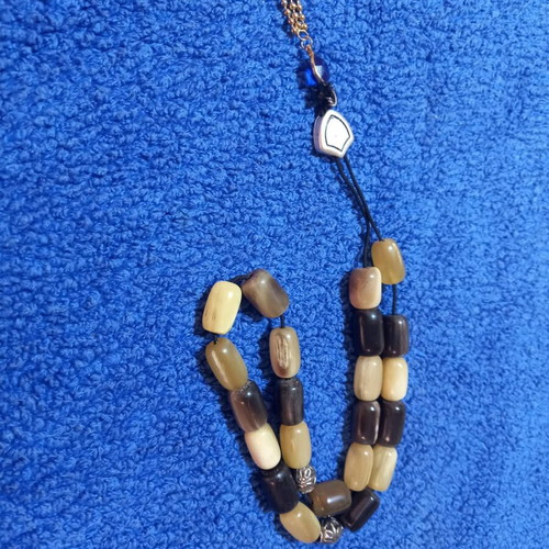Worry beads from animal horn, 22 beads, like new