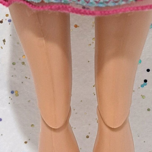 Barbie Fashionistas Cutie 2010 #T3324 used with flaws