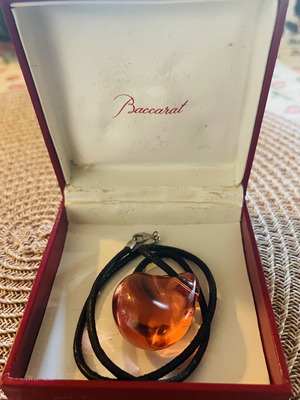 Baccarat Galet Crystal Necklace like new, ruby red and pink