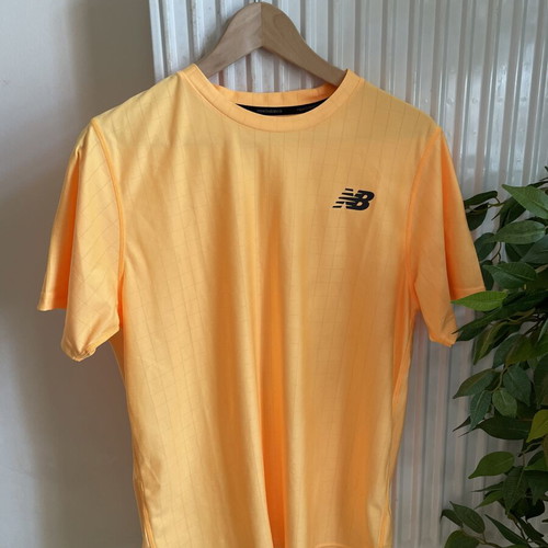 New Balance men's t-shirt like new, orange, size M