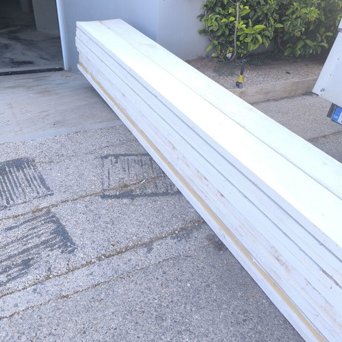 Wooden boards for outdoor use pack of 25 like new 365×24.5×4.5 cm